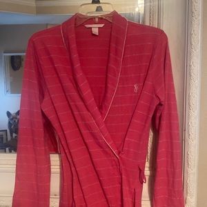 Robe with pockets VS